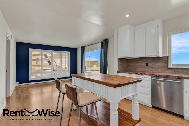 Building Photo - 11 Argent Alley