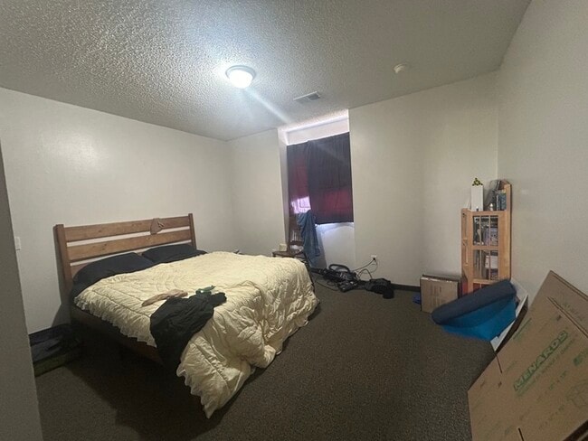 Building Photo - $1,050 | 2 Bedroom, 1 Bathroom Apartment | Cat Friendly | Available for August 1st, 2026 Move In!