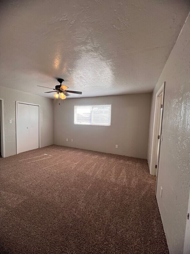 Building Photo - 638 N O St