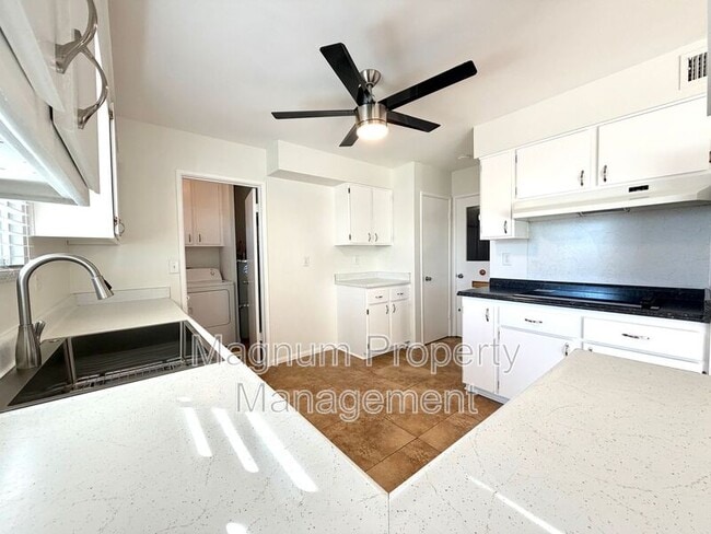 Building Photo - 26475 McCall Blvd