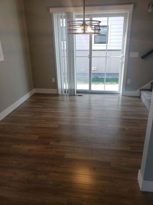Building Photo - Beautiful 3 bed 2 bath home in Annafeld Su...