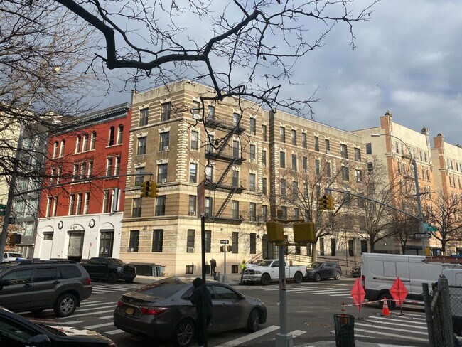Building Photo - 457 Convent Ave