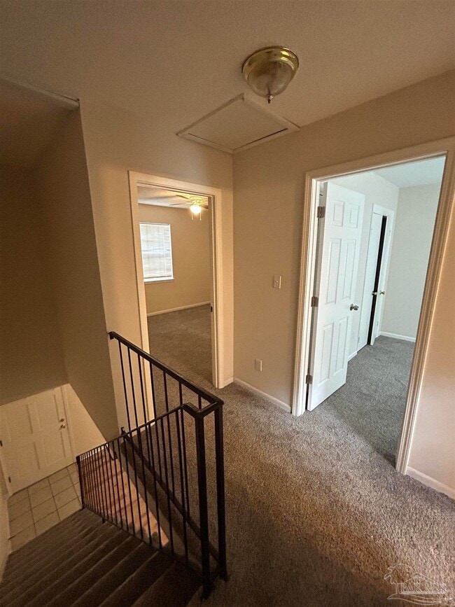 Building Photo - 8013 Sabra Dr