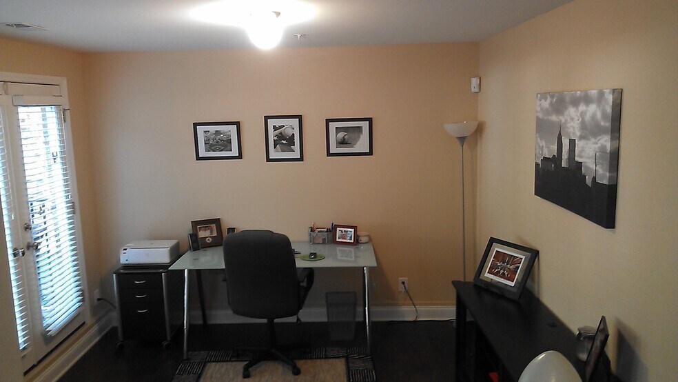 Office - 524 Allard Pl