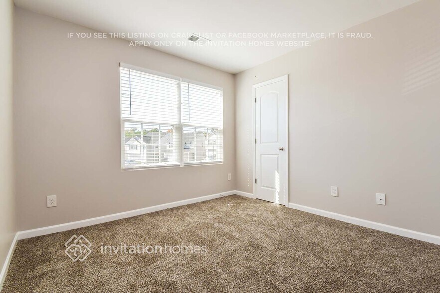 Building Photo - 24 Everett Cir SE