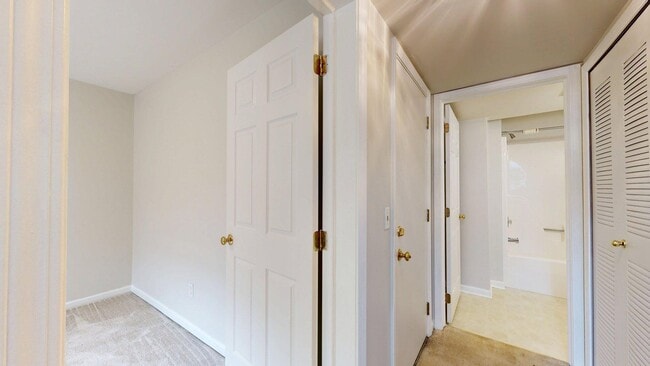 Building Photo - 3073 Promenade Cir