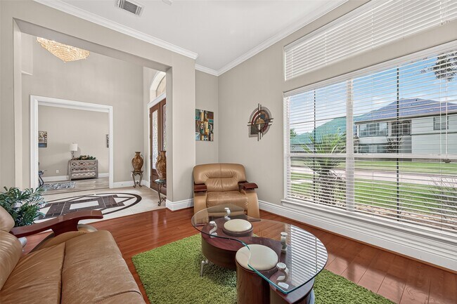 Building Photo - 5303 Fenwick Way Ct
