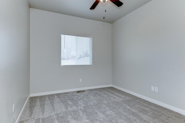 Building Photo - 2207 Ison Ct