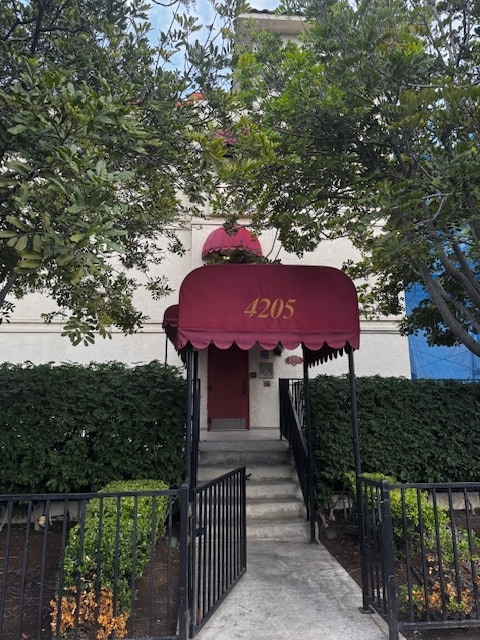 Primary Photo - 4205 Ohio St