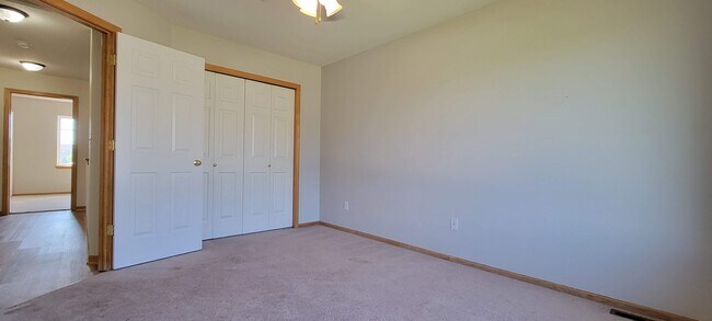 Building Photo - 2165 Copper Wynd Dr