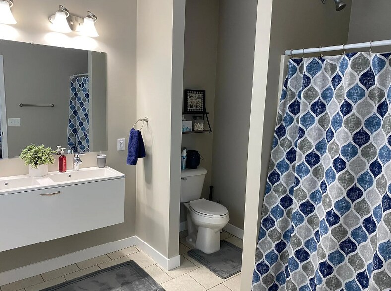 Building Photo - 3024 Bluestem Trl