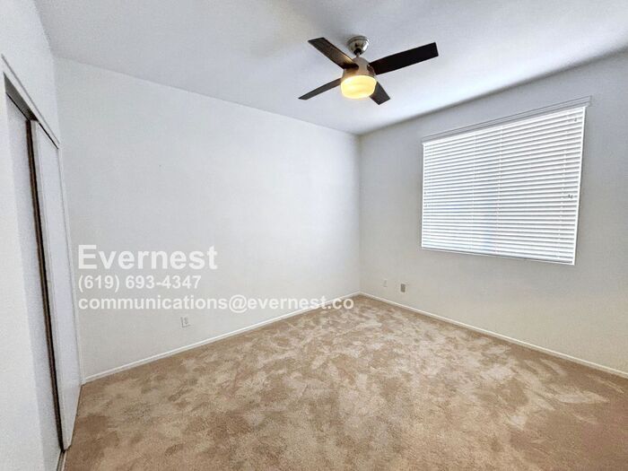 Building Photo - 10796 Sabre Hill Dr