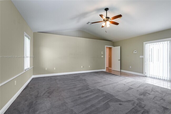 Building Photo - 17494 SW 83rd Ct