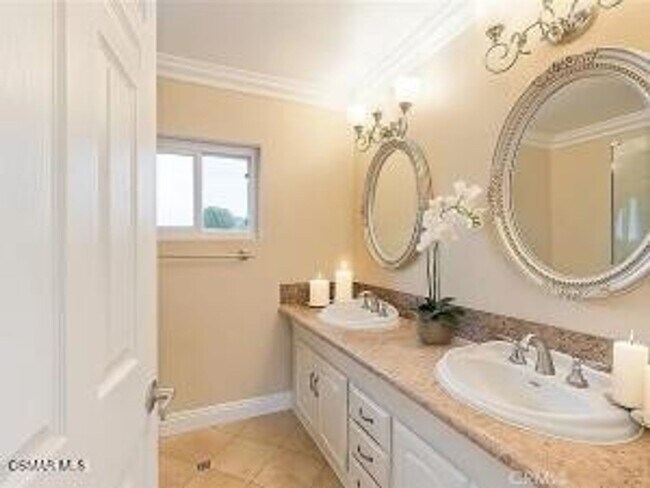 Building Photo - Beautiful 5-Bedroom Home in Westlake Village