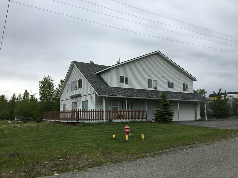 Triplex across street from lake - 161 E Susitna Ave