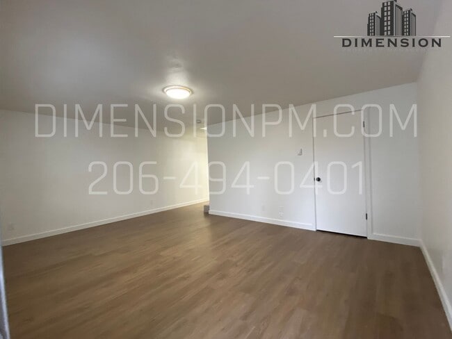 Interior Photo - Olympia Townhouses 325 Pattison