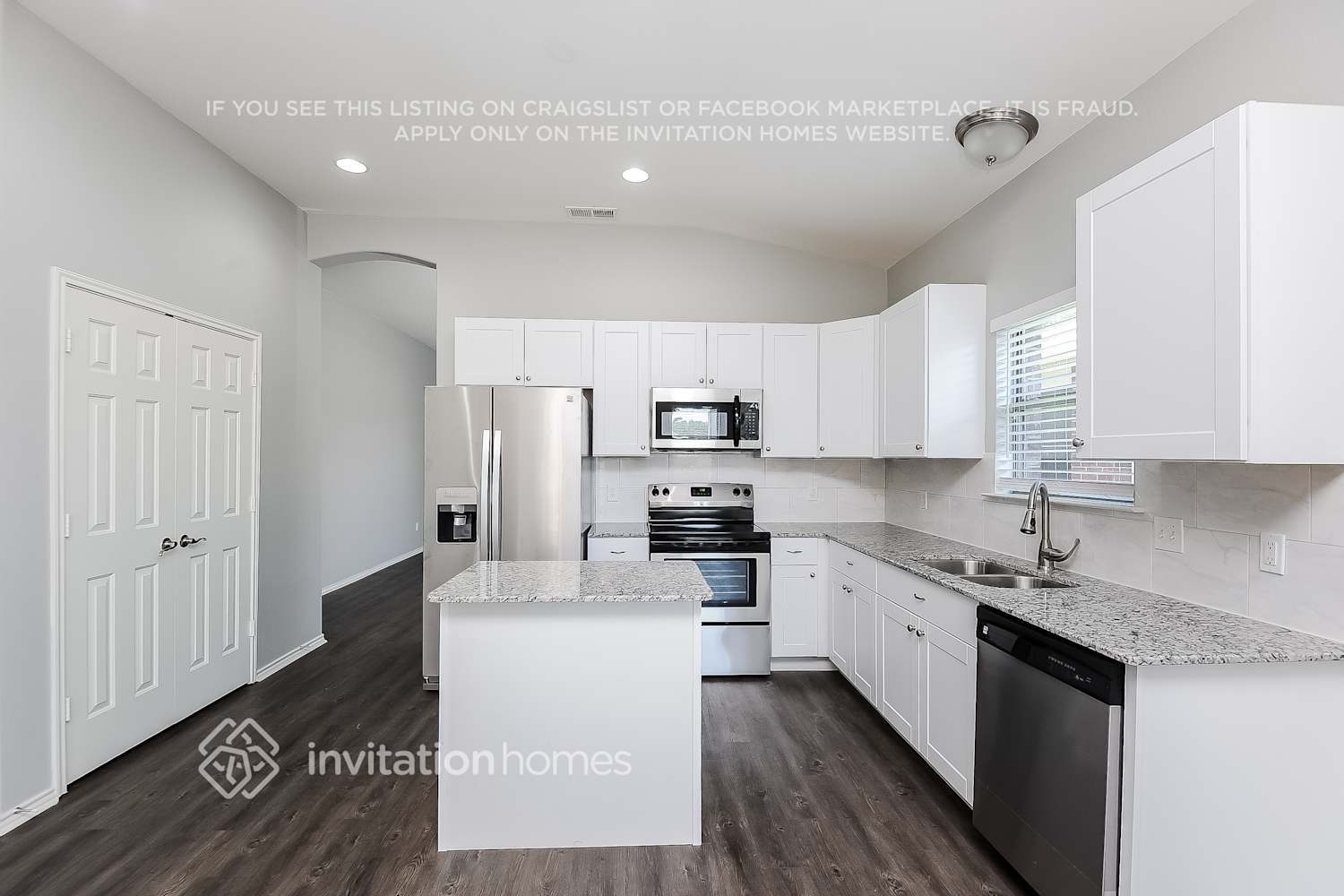 Building Photo - 8520 Muir Dr
