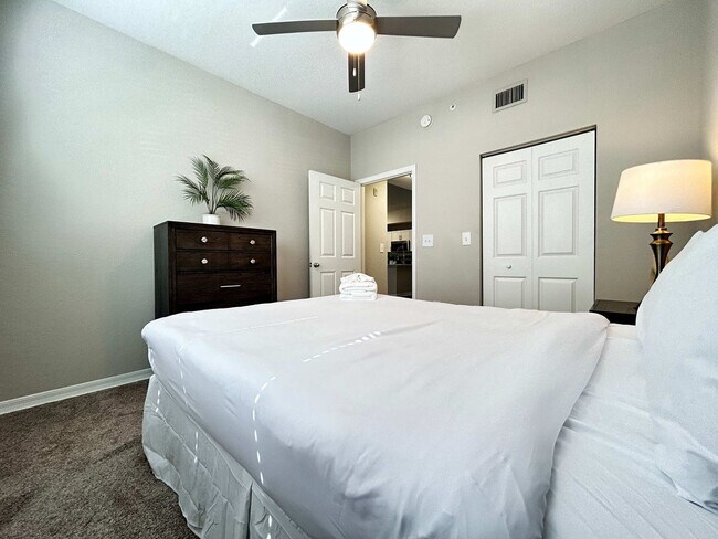 Building Photo - 9533 Magnolia Blossom Dr