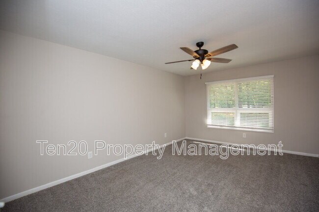 Building Photo - 2525 Norris Rd