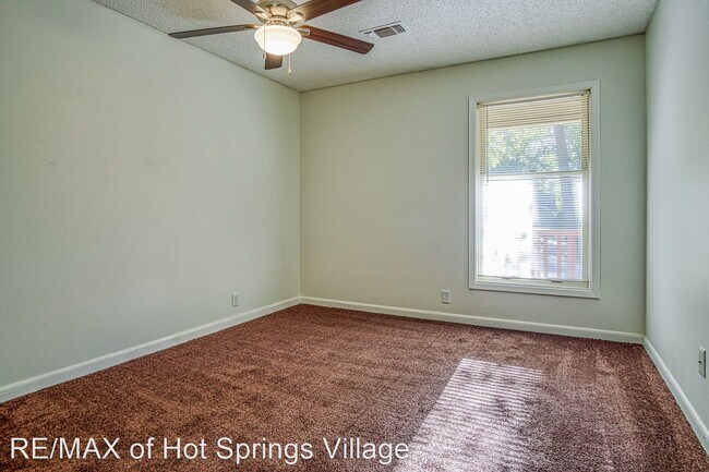 Building Photo - 3 br, 2 bath House - 26 Orantes Place