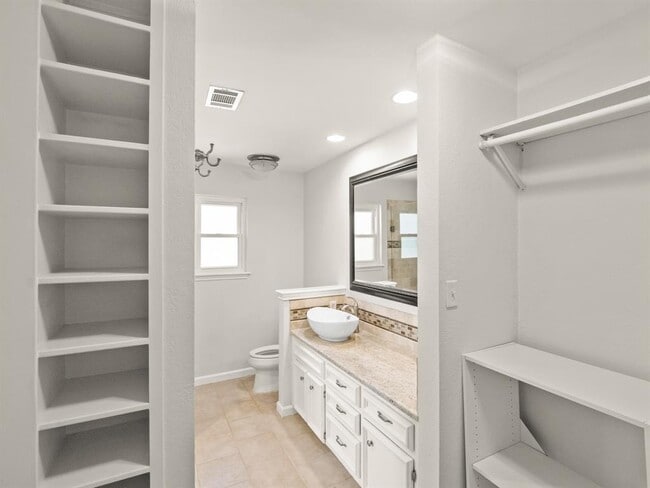 Building Photo - 4713 Trail Crest Cir