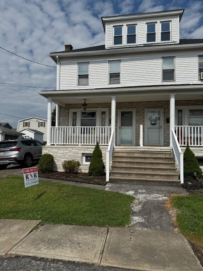 Building Photo - 3 Bedroom in Plains