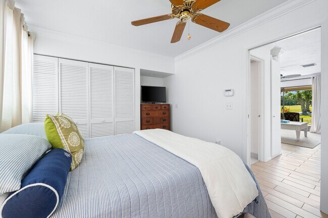 Building Photo - 3563 Longmeadow