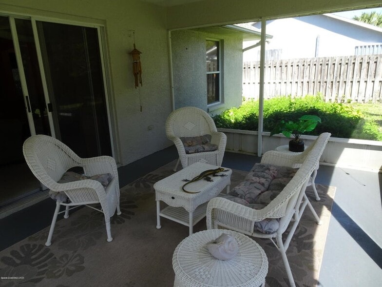 Screen Porch - 3590 Egret Dr