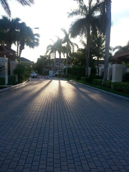 Building Photo - 5630 NW 114th Path