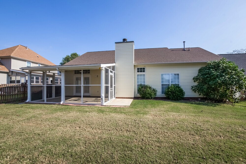 Building Photo - 4865 Bentridge Dr NW