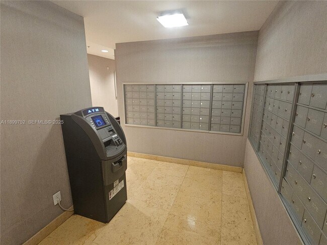 Building Photo - 60 SW 13th St