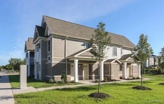 Building Photo - 1013 Deer Lakes Dr