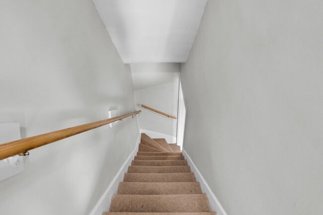 Building Photo - 276 W St Joseph St