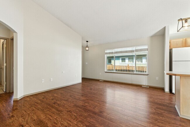 Building Photo - Charming 3 Bedroom Spokane Valley Home – Available Now!