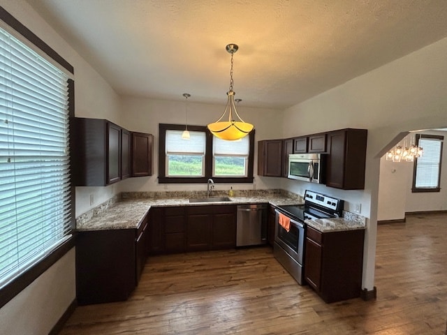 Kitchen - 511 E Old Andrew Johnson Hwy