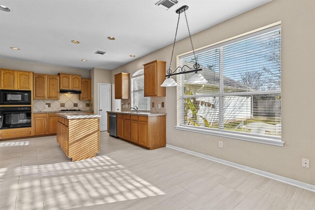 Building Photo - 8406 Lofty Ln