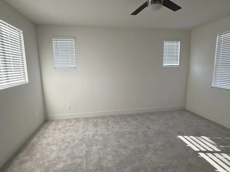 Building Photo - 4404 Redstart Ln