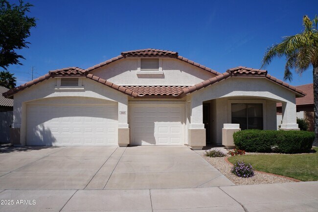 Primary Photo - 3418 W Adobe Dam Rd