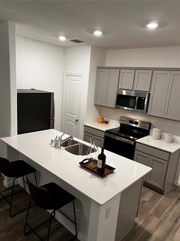 Building Photo - 3120 Riddler Wy