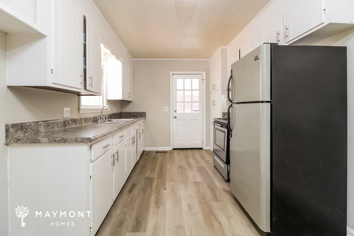 Building Photo - 4248 Donavan Dr