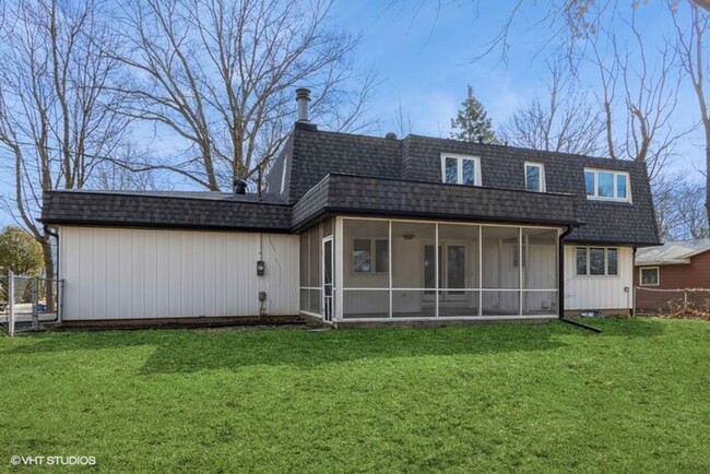Building Photo - $3,000 | 5 Bedroom, 2.5 Bathroom House | N...