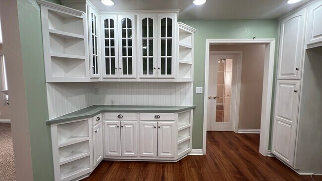 Building Photo - West Lancaster Home