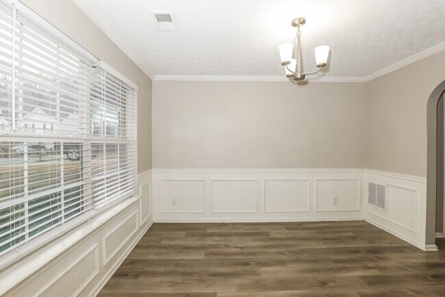 Building Photo - 2365 Brookgate Way