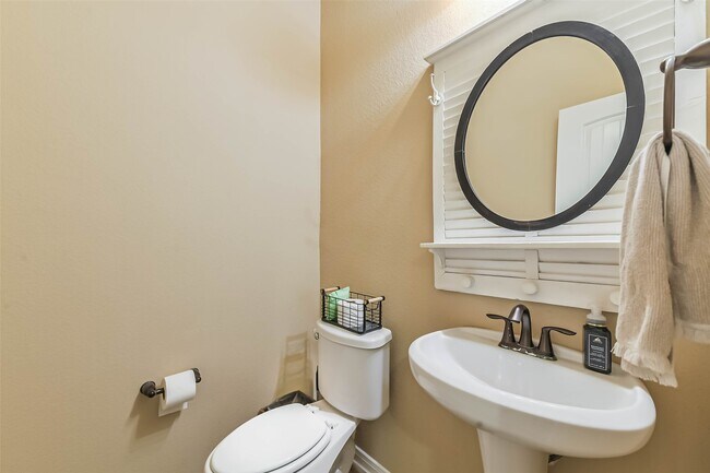 Building Photo - 111 Quail Meadow Dr