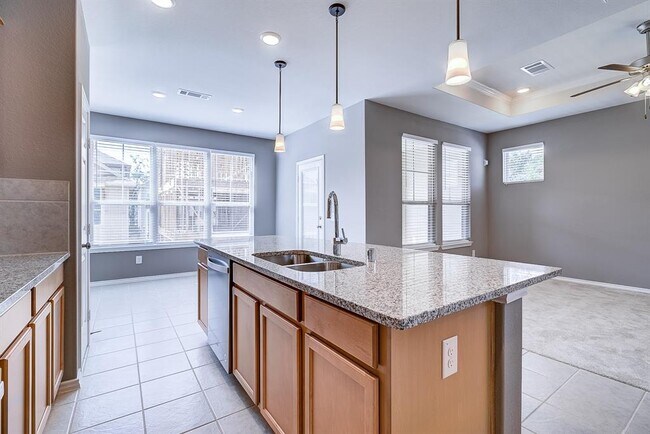 Building Photo - 9312 Bauer Vista Dr