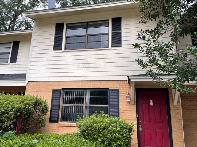 Building Photo - Botany Townhomes