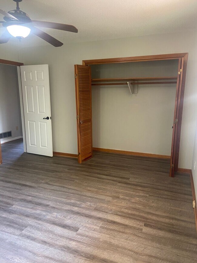 Building Photo - Coming Soon For Rent in Fultondale!