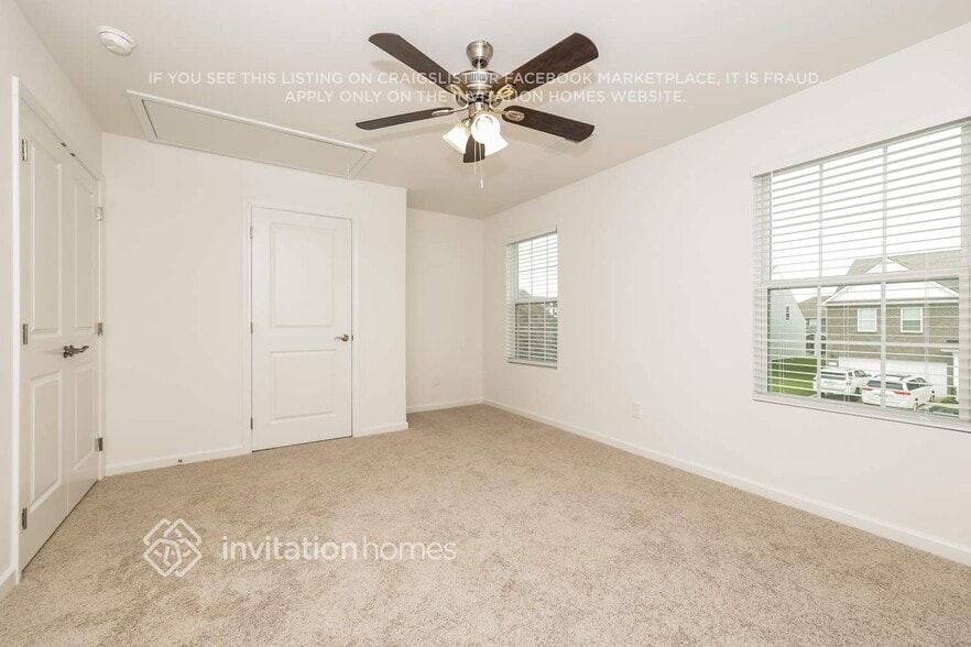 Building Photo - 3802 Lantern Ln