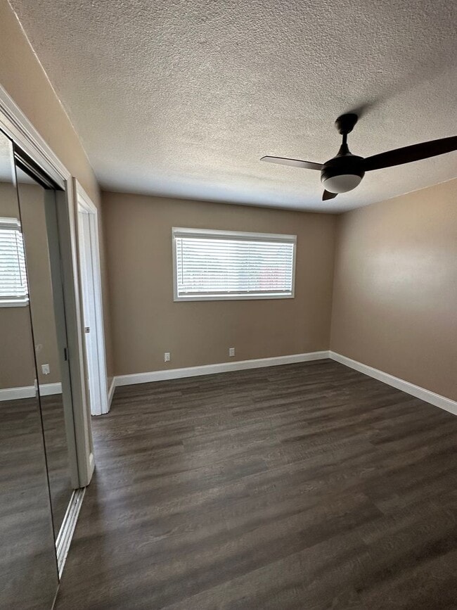 Building Photo - 3135 Courtney Dr