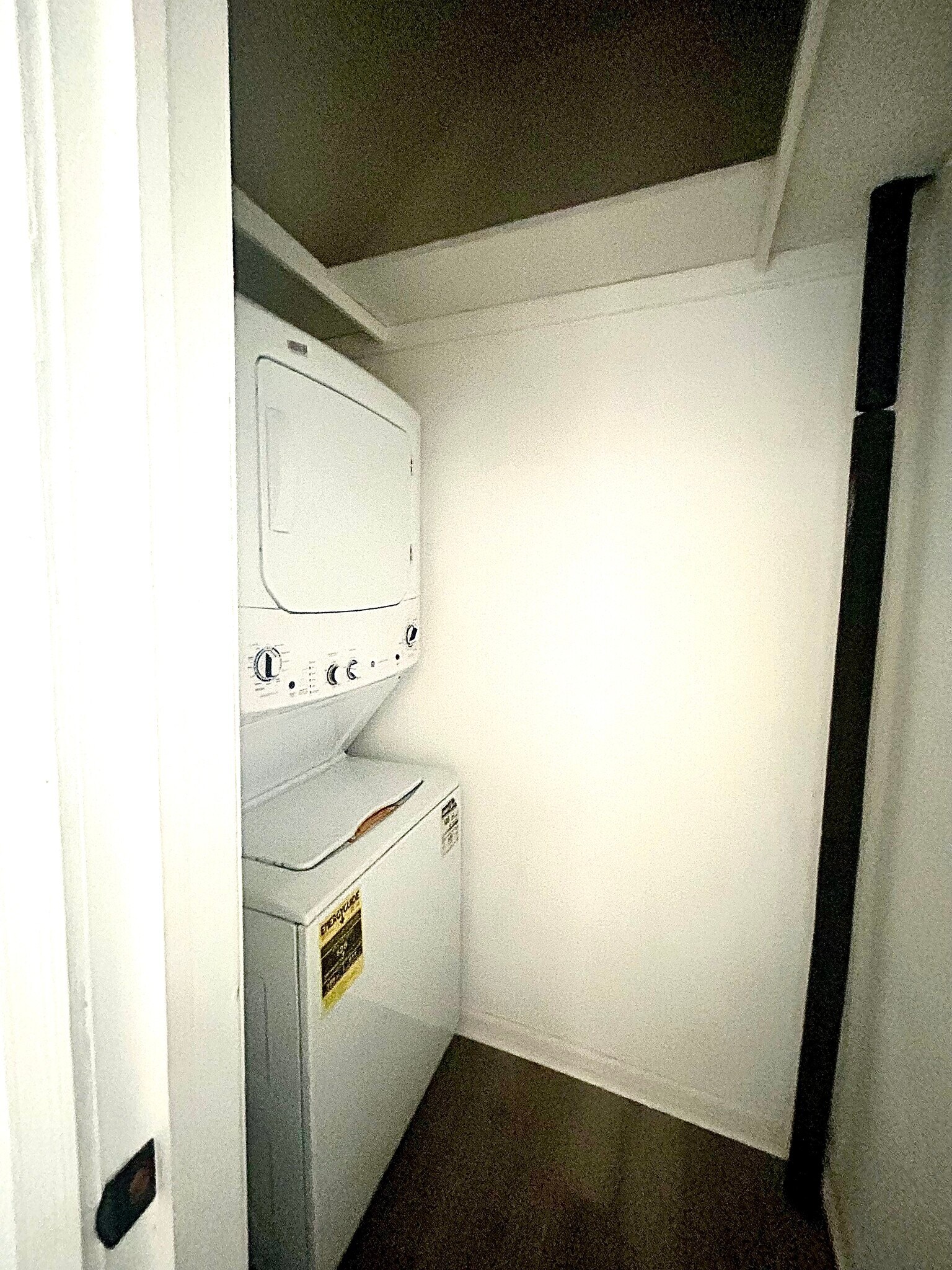 Laundry room - 205 N 16th St